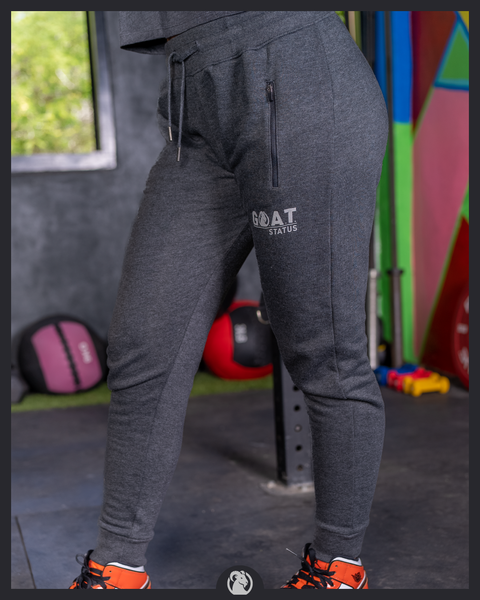 G.O.A.T. status Jogger - Womens